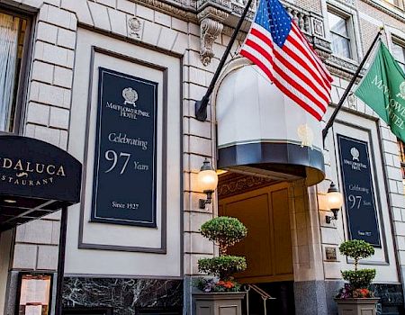 Mayflower Park Hotel